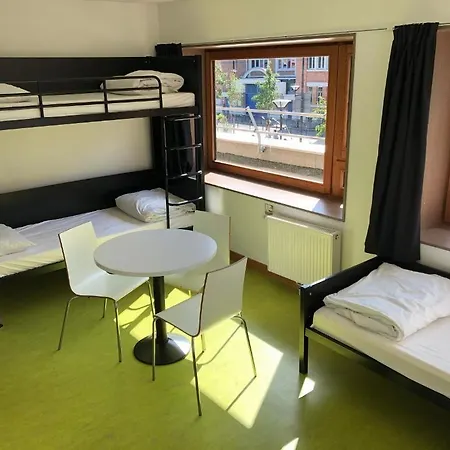 Hi Yves Robert Hostel