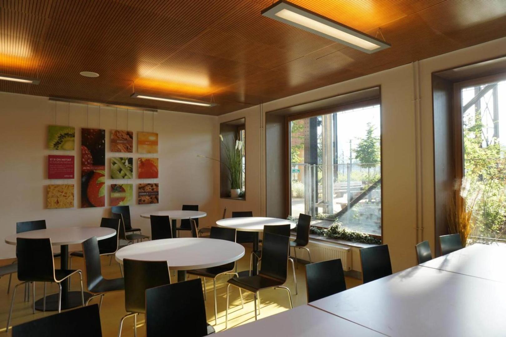 Hi Yves Robert Hostel