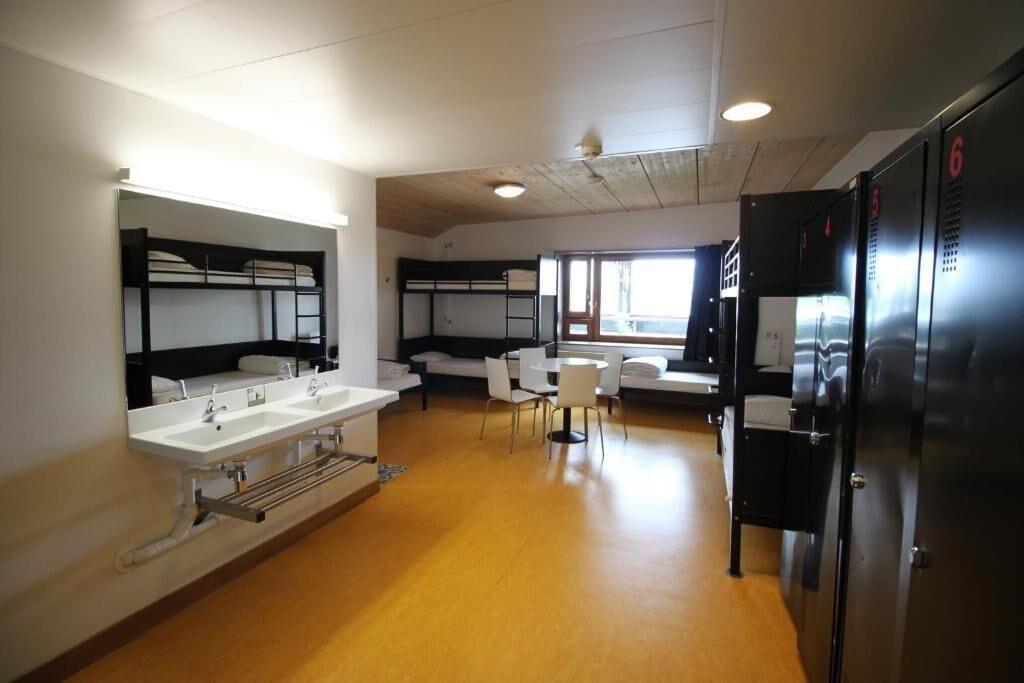 Hi Yves Robert Hostel *