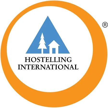 Hostel Hi Yves Robert